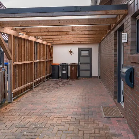 Haus Rieke Bordumer Str 13a, 105qm Casa de Férias Dangast
