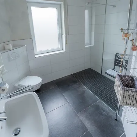 Haus Rieke Bordumer Str 13a, 105qm Casa de Férias Dangast